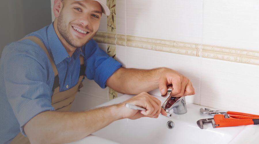 Kitchen Faucet Repair Service in Mary Esther, FL